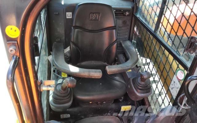 CAT 259D HF Chargeuse compacte