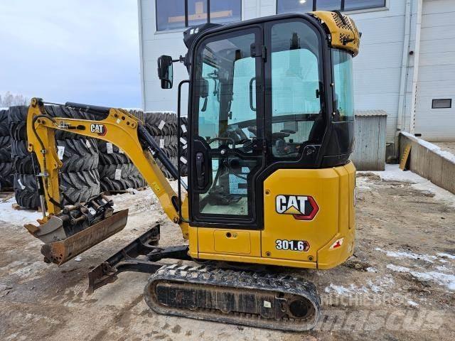 CAT 301.6 Mini pelle < 7t