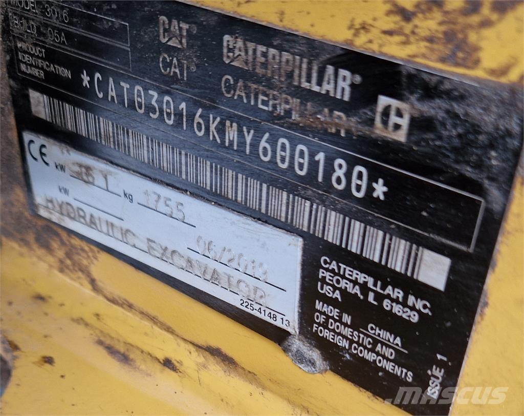 CAT 301.6 Mini pelle < 7t