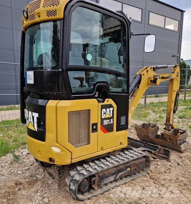 CAT 301.6 Mini pelle < 7t