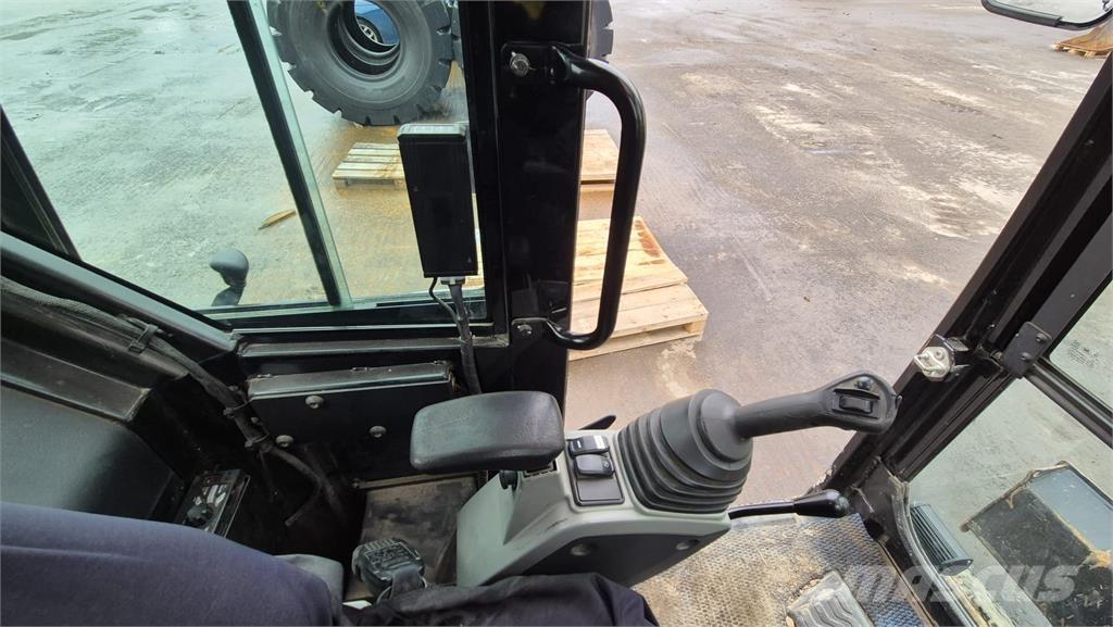 CAT 308E2CR Mini pelle < 7t