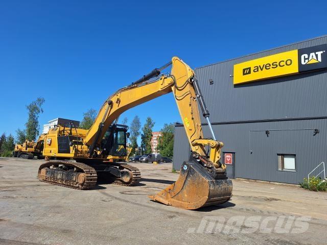 CAT 352 Pelle sur chenilles