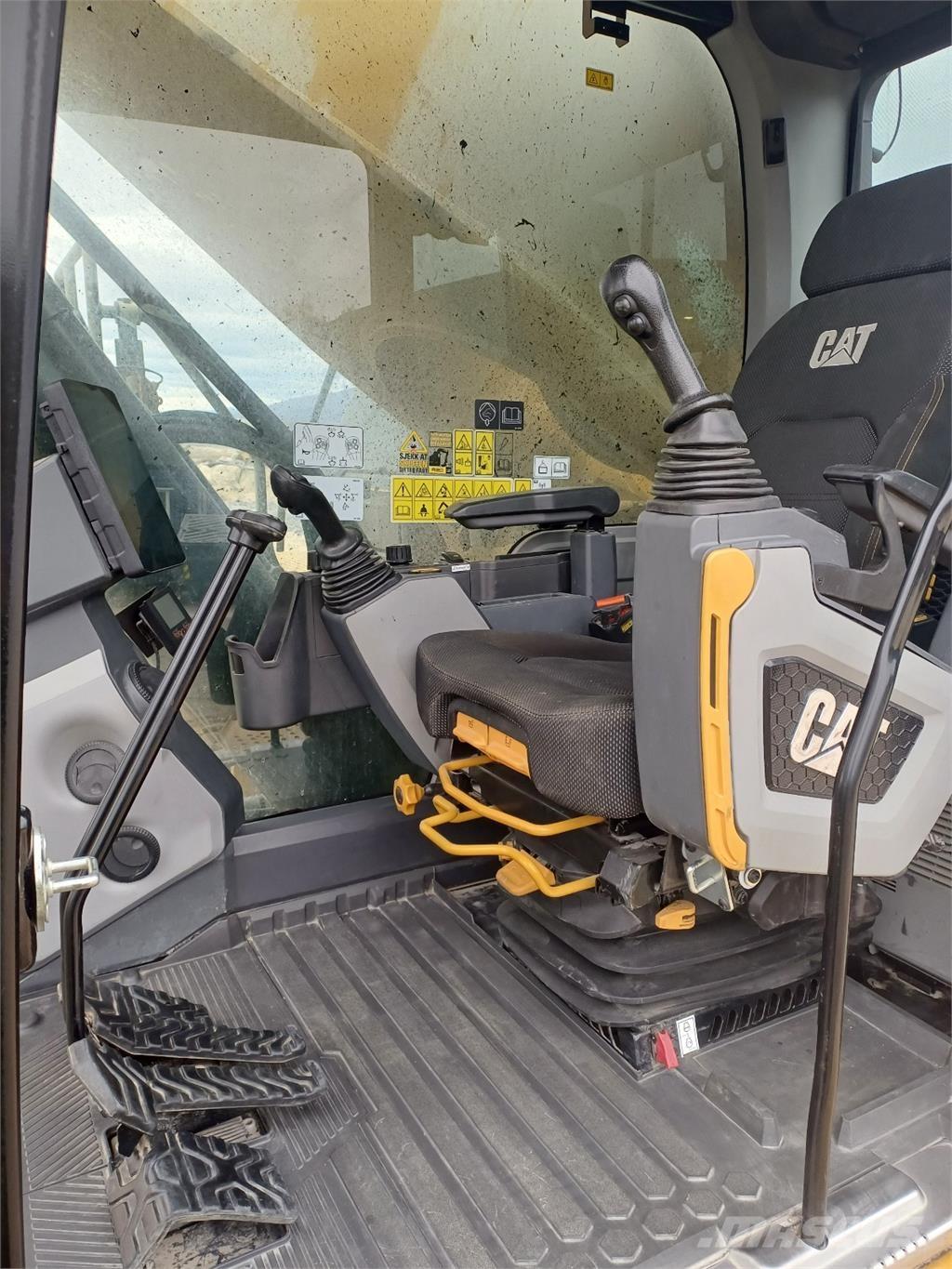 CAT 395 Pelle sur chenilles