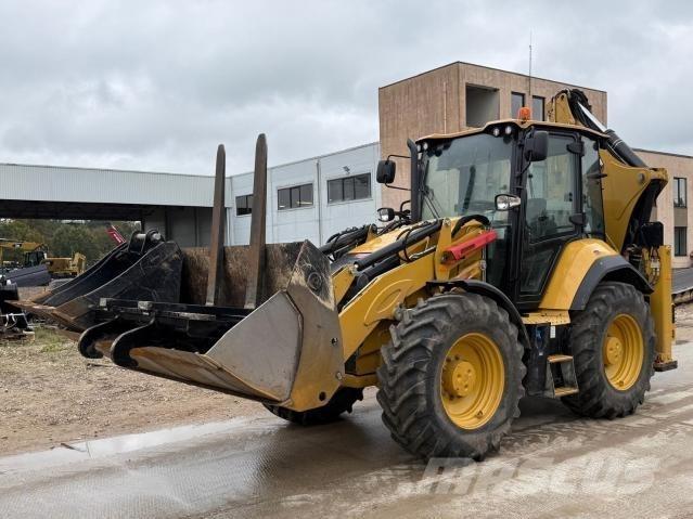 CAT 444 Tractopelle