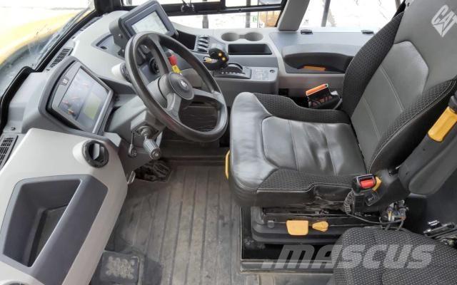 CAT 730-04A Tombereau articulé