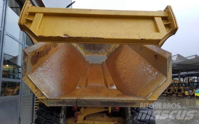 CAT 730-04A Tombereau articulé