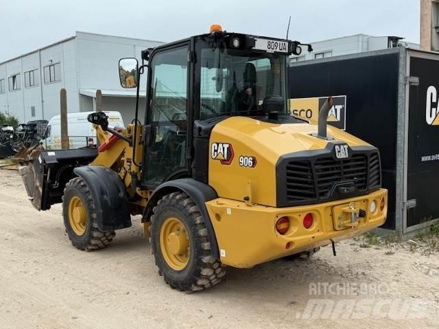 CAT 906 Chargeuse sur pneus