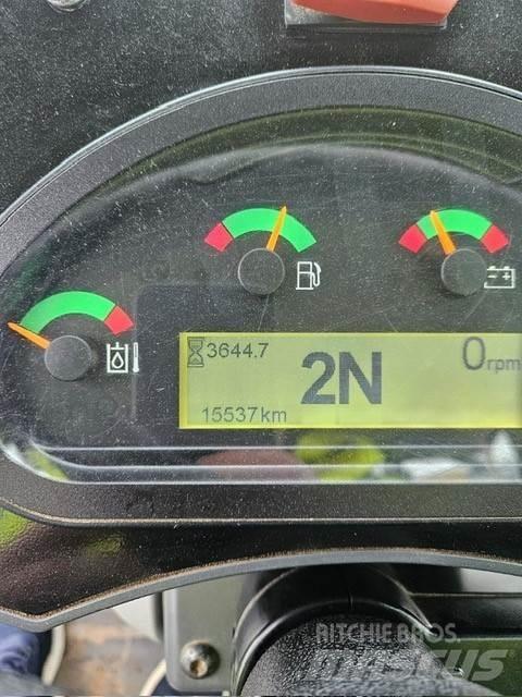 CAT 906 Chargeuse sur pneus