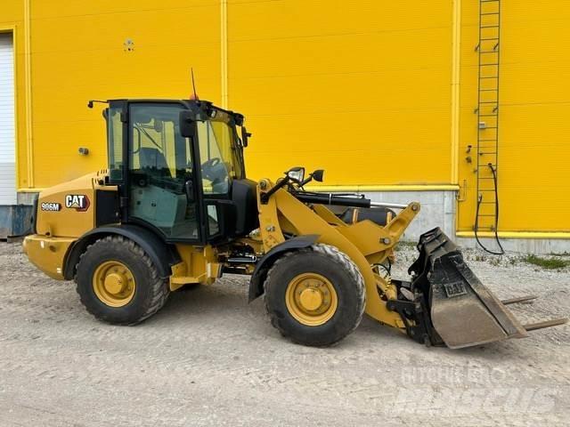 CAT 906M Chargeuse sur pneus