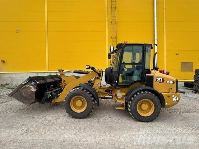 CAT 908-14 Chargeuse sur pneus