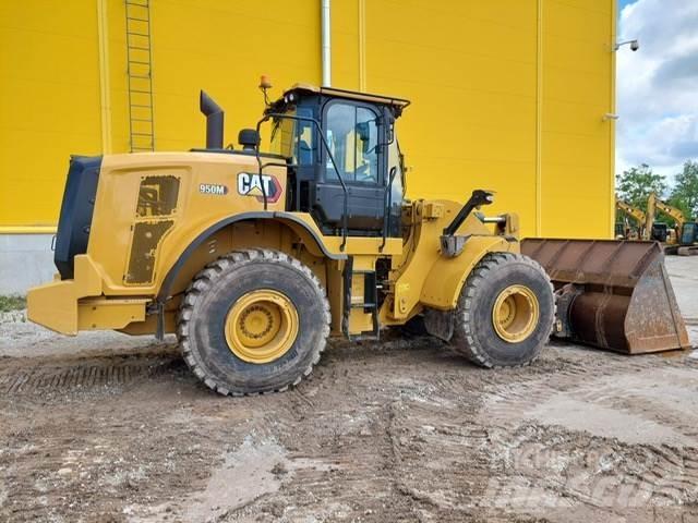 CAT 950M Chargeuse sur pneus