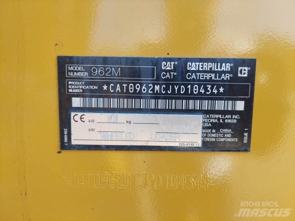 CAT 962M Chargeuse sur pneus
