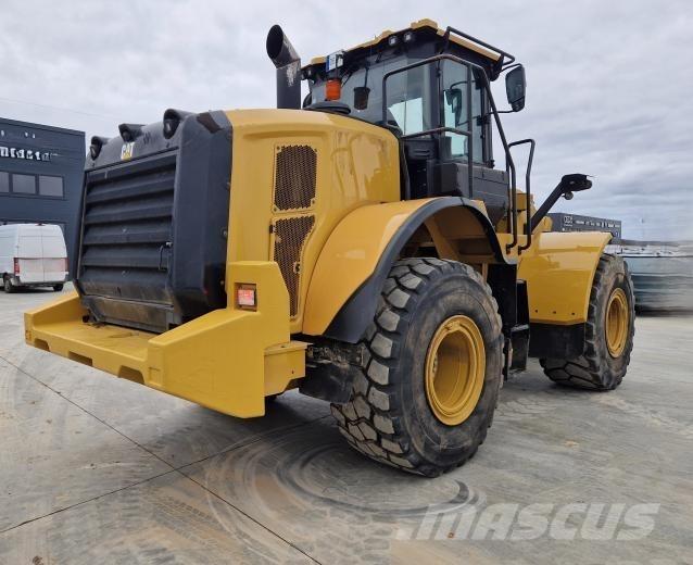 CAT 962M Chargeuse sur pneus