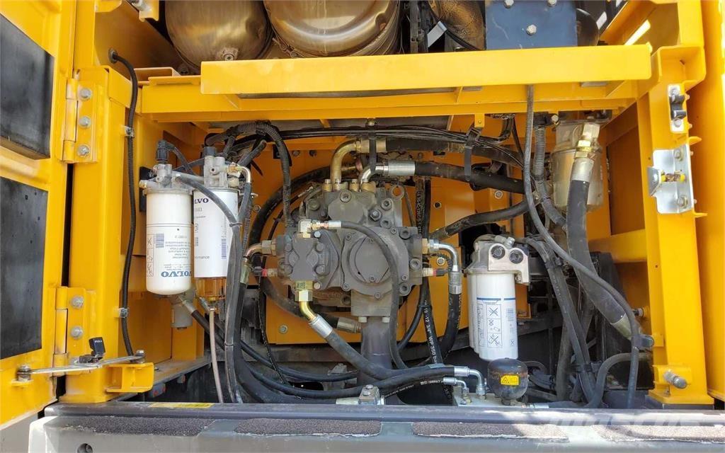 Volvo EC 480 EL Pelle sur chenilles