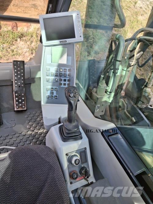 Atlas 240 LC Pelle sur chenilles