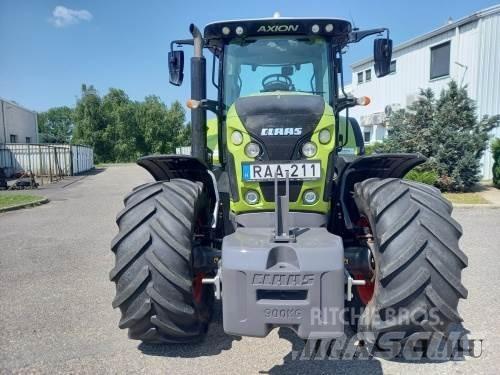 CLAAS Axion 810 Tracteur