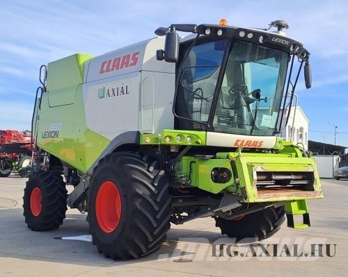 CLAAS Lexion 650 Moissonneuse batteuse