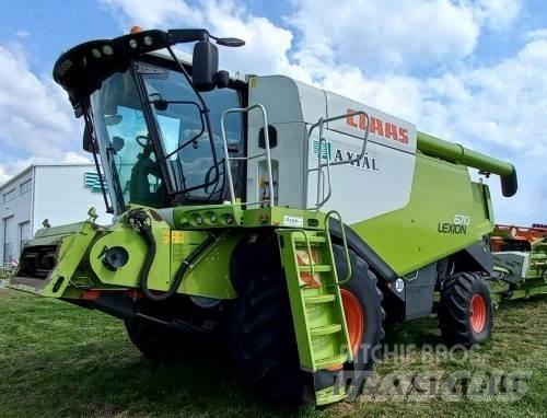 CLAAS Lexion 670 Moissonneuse batteuse