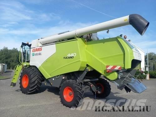 CLAAS Tucano 440 Moissonneuse batteuse