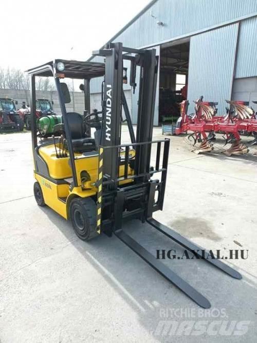 Hyundai 15L-7M Agriculture - Autres