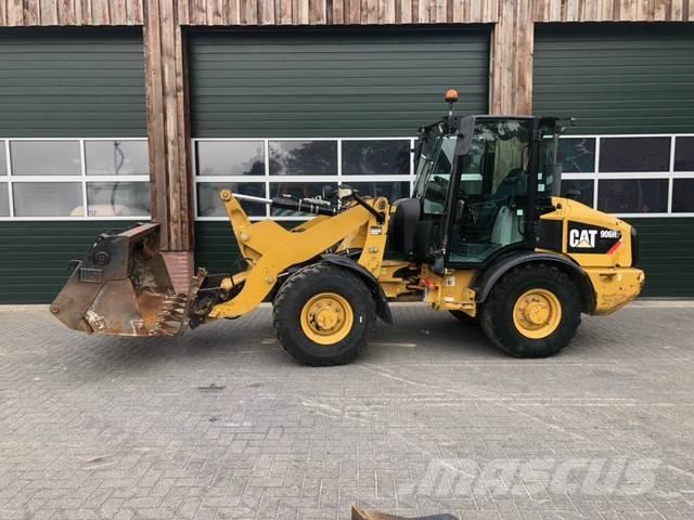 CAT 906 H 2 Chargeuse sur pneus