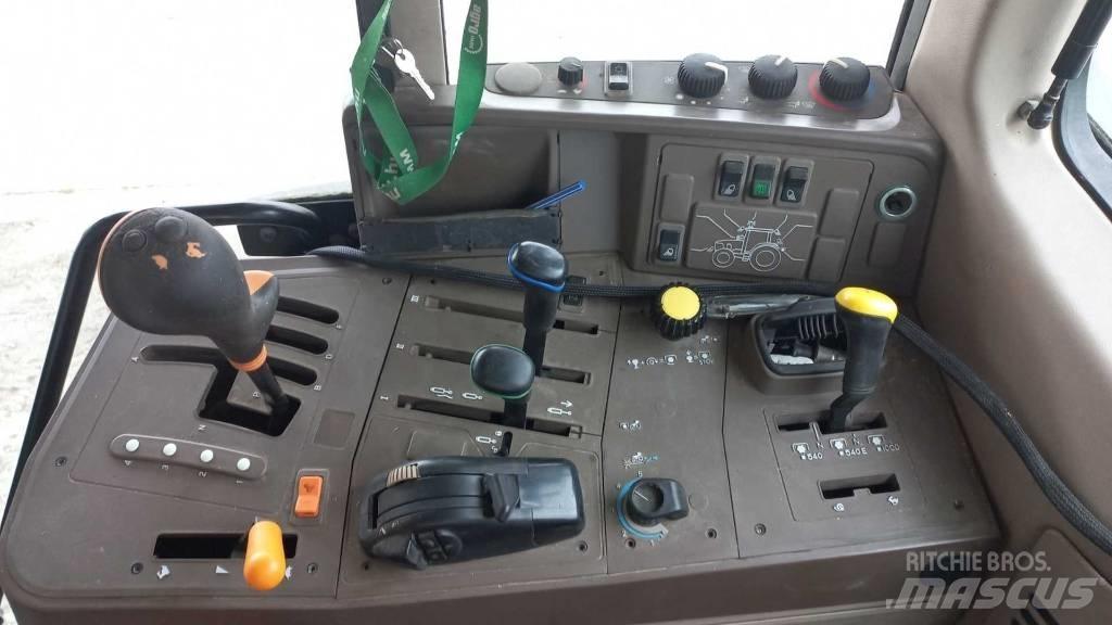 John Deere 6630 Tracteur