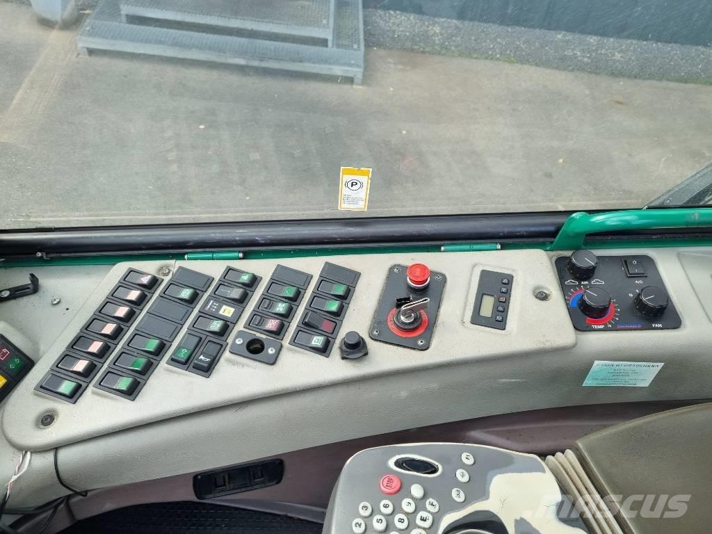 John Deere 1070 D Abatteuse