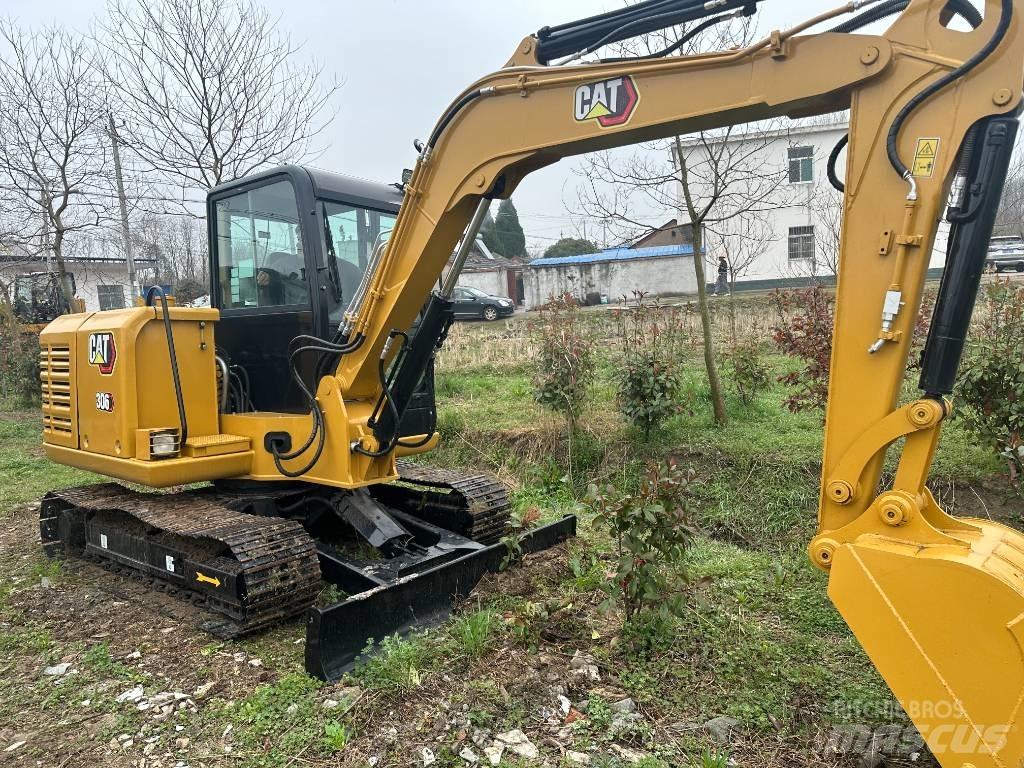 CAT 306D Pelle sur chenilles