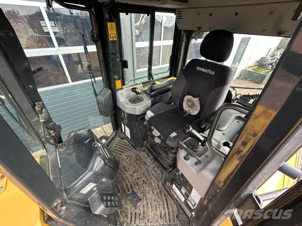 Komatsu D61PX-23 Bouteurs sur chenilles