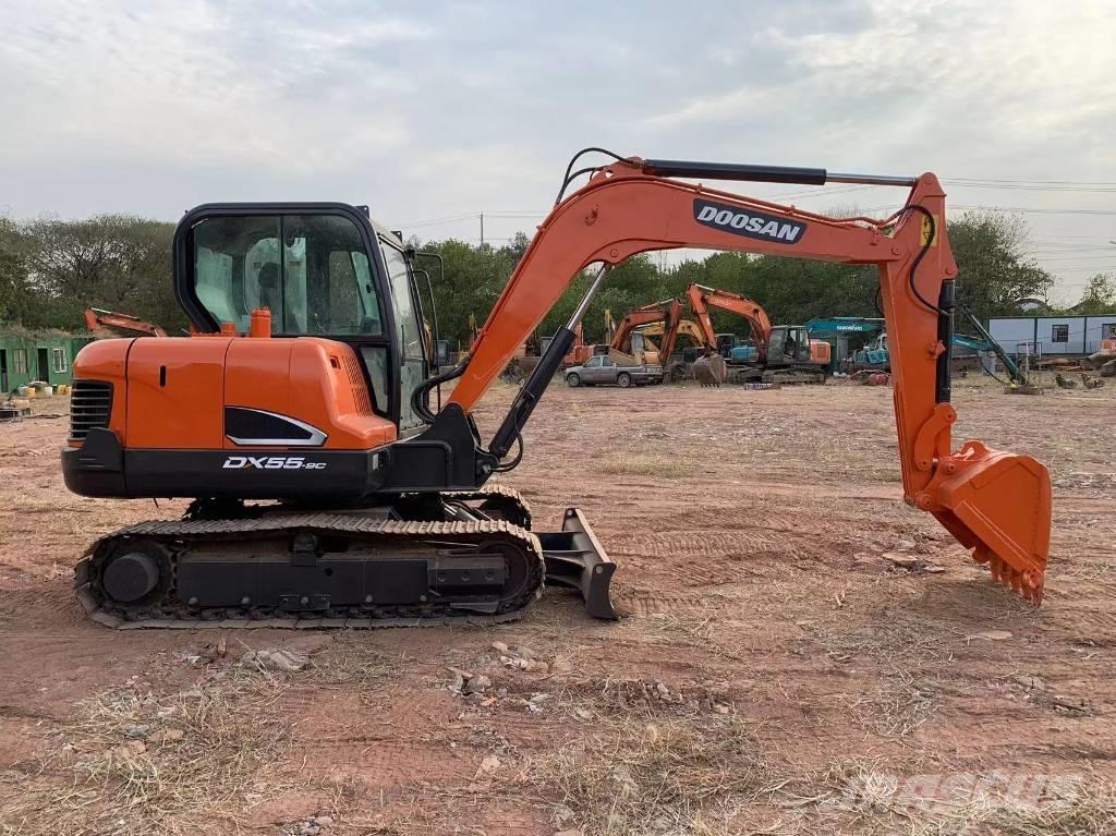 Doosan DX 55 Mini pelle < 7t