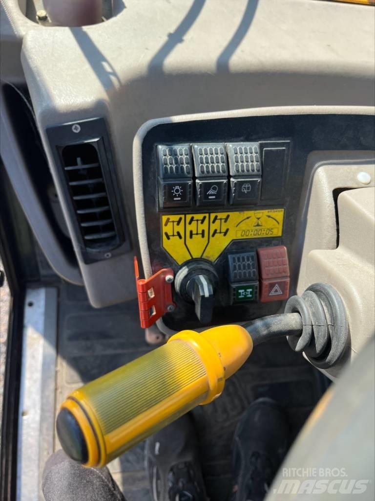 JCB SLP 530 Chargeuse multifonction