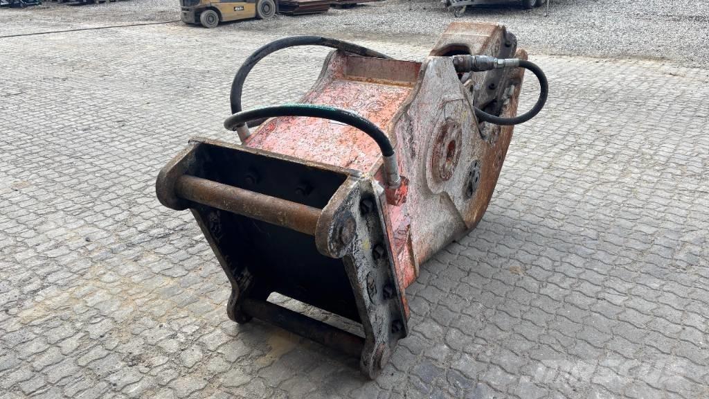 NPK G 18 J Concasseur de Travaux Publics