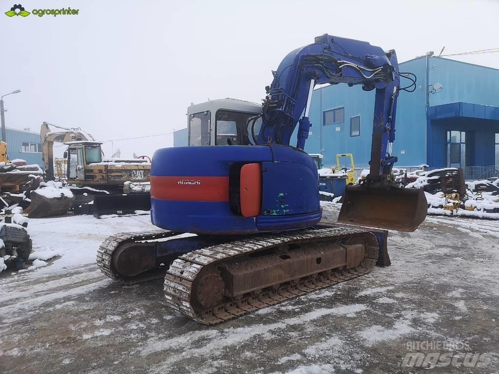 Hitachi EX 135 UR Pelle sur chenilles