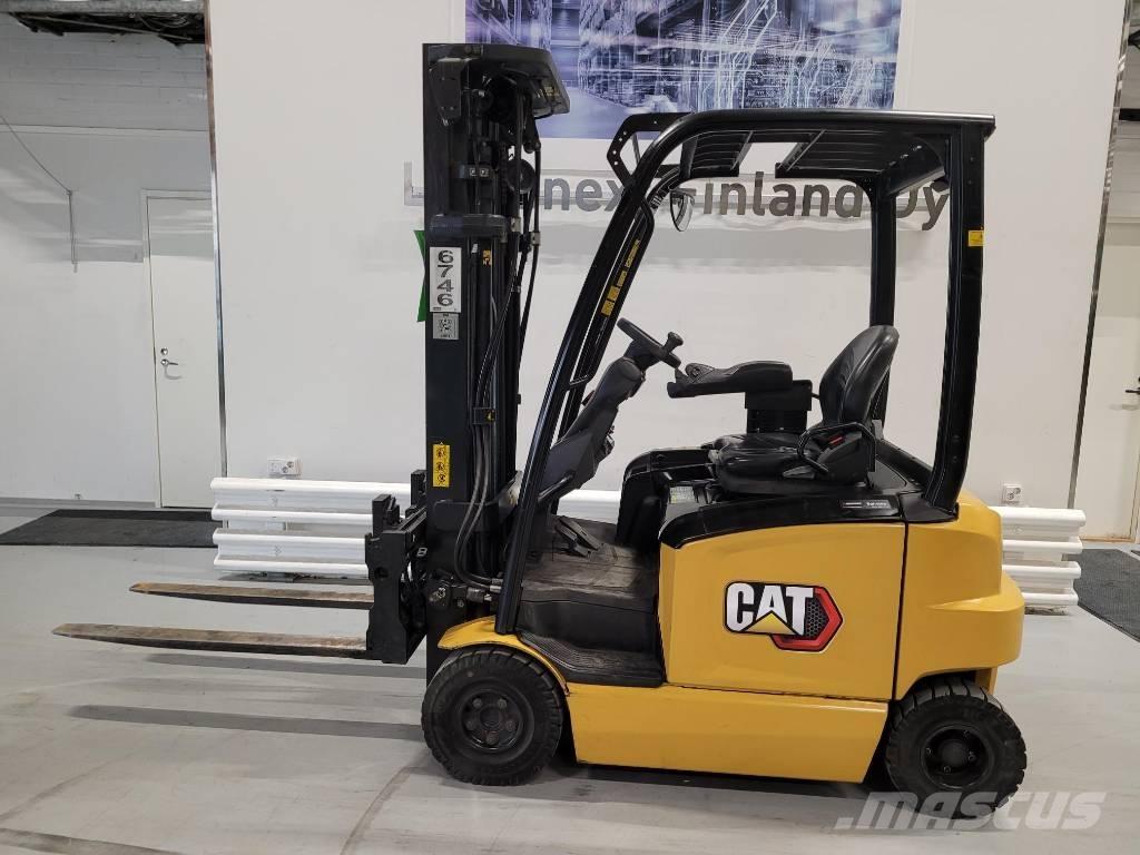 CAT EP18 ACN Chariots élévateurs électriques