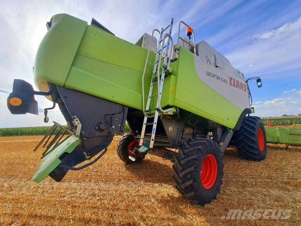 CLAAS Lexion 540 Moissonneuse batteuse