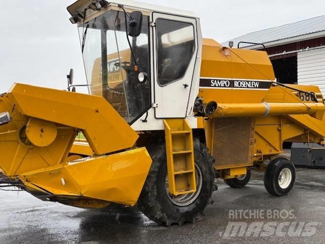 Sampo-Rosenlew 680 Moissonneuse batteuse