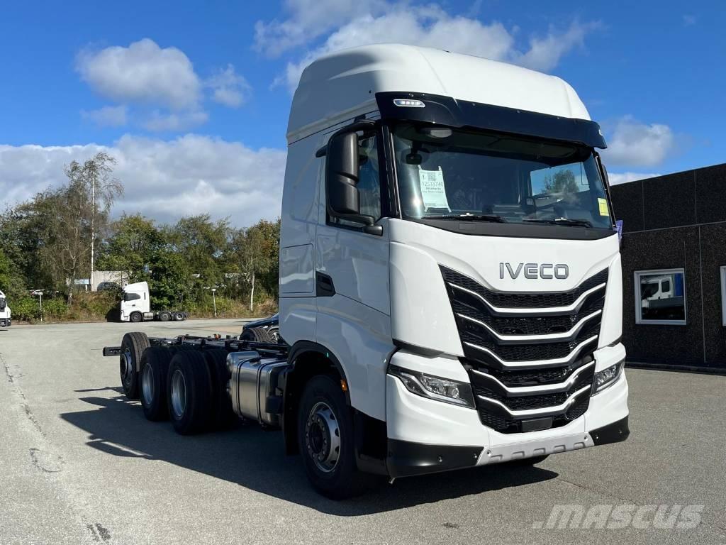 Iveco AS350X50YFS Châssis cabine