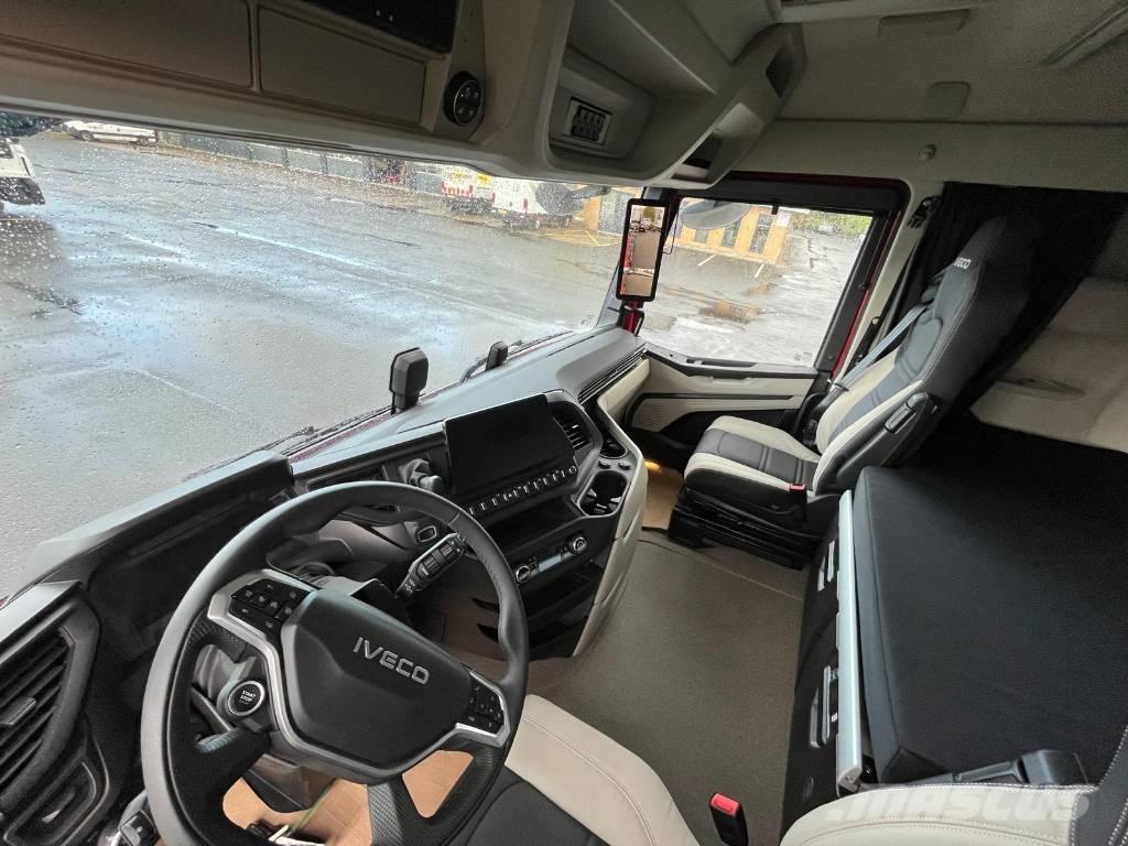 Iveco AS350X50YFS Châssis cabine