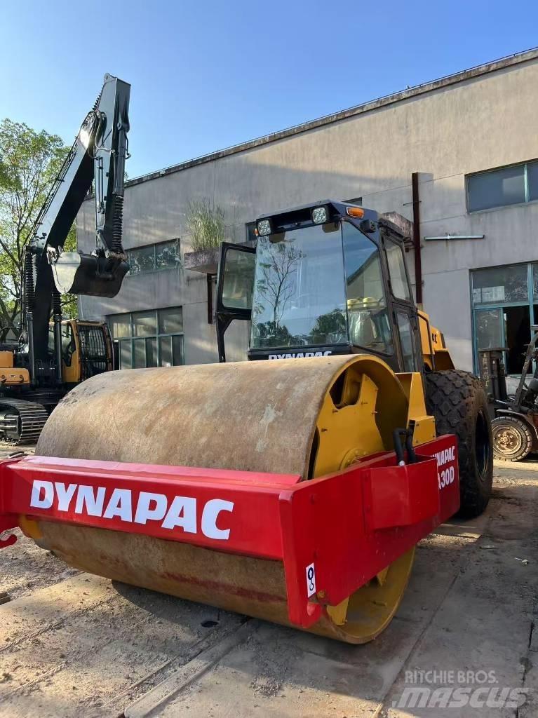 Dynapac CA 30 D Rouleaux monocylindre