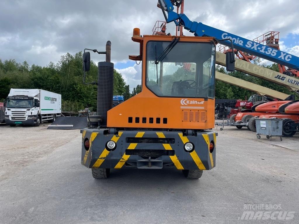 Kalmar 182 A L2 C!8 Tracteur de manœuvre