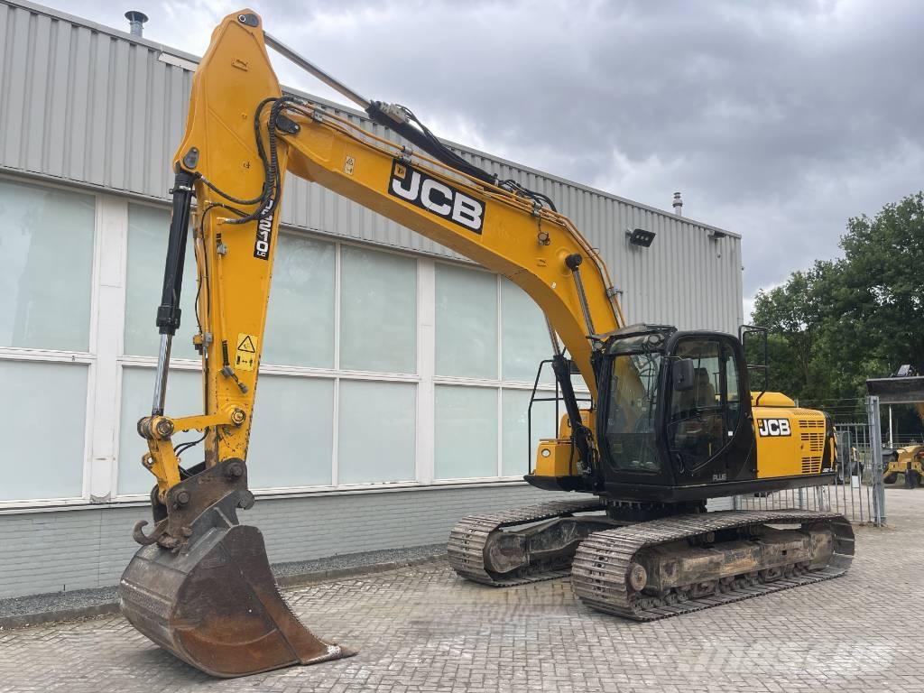 JCB JS 210 LC    2017 Pelle sur chenilles