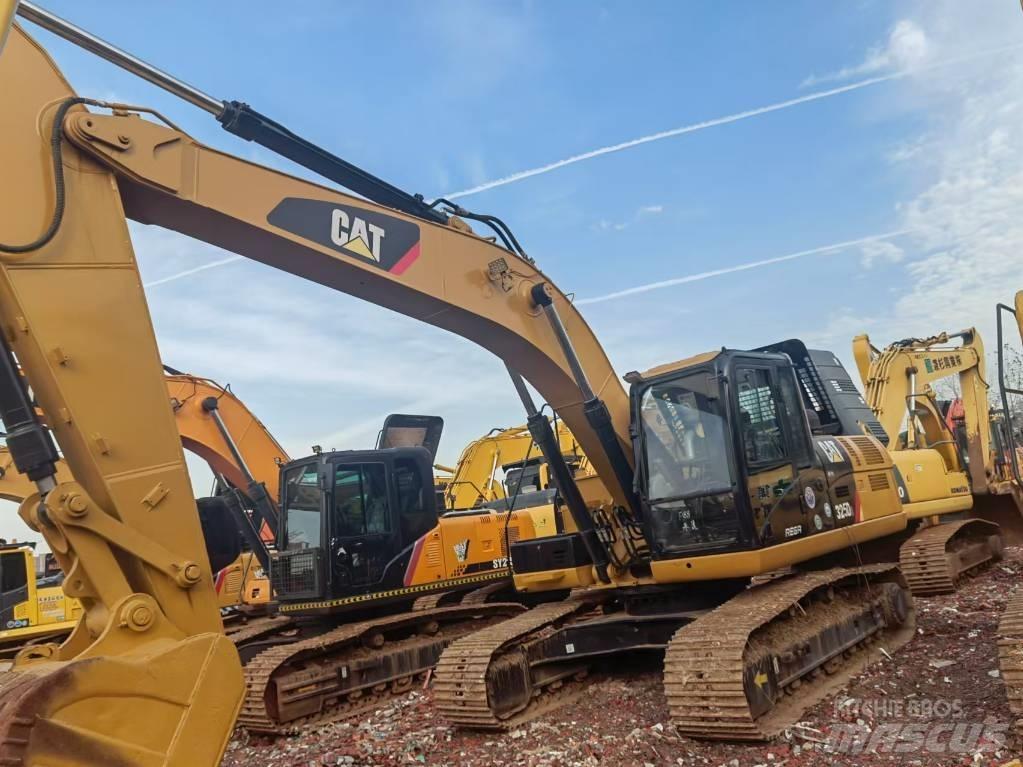 CAT 325 D2 Pelle sur chenilles