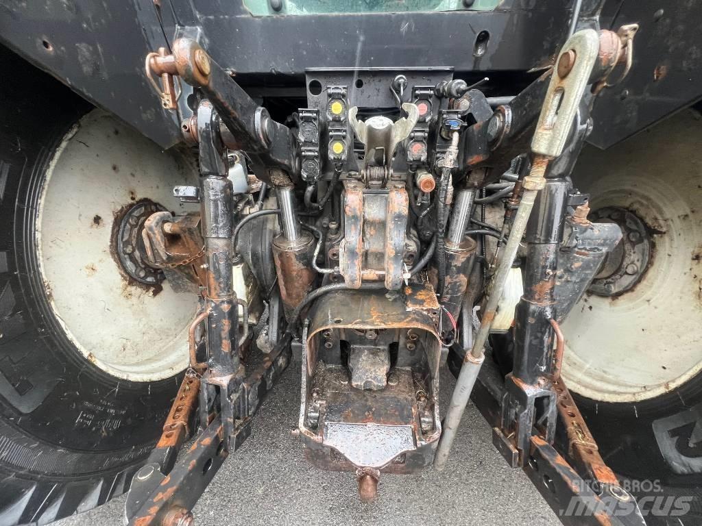 Valtra M 150-4 Tracteur
