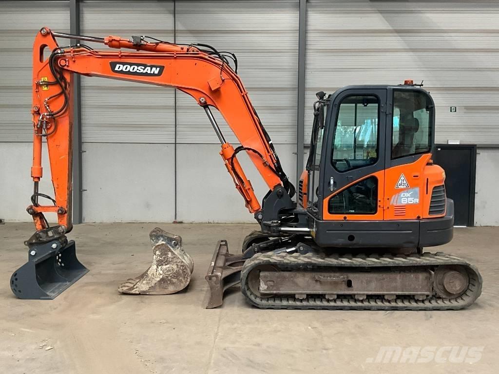 Doosan DX 85 R-3 Mini pelle 7t-12t