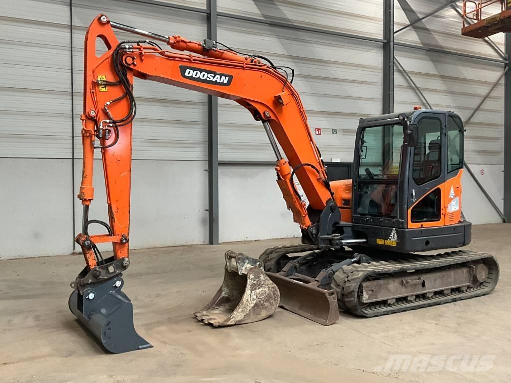 Doosan DX 85 R-3 Mini pelle 7t-12t