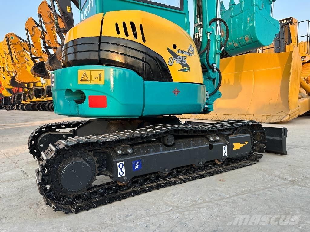 Kubota U 25 Mini pelle < 7t