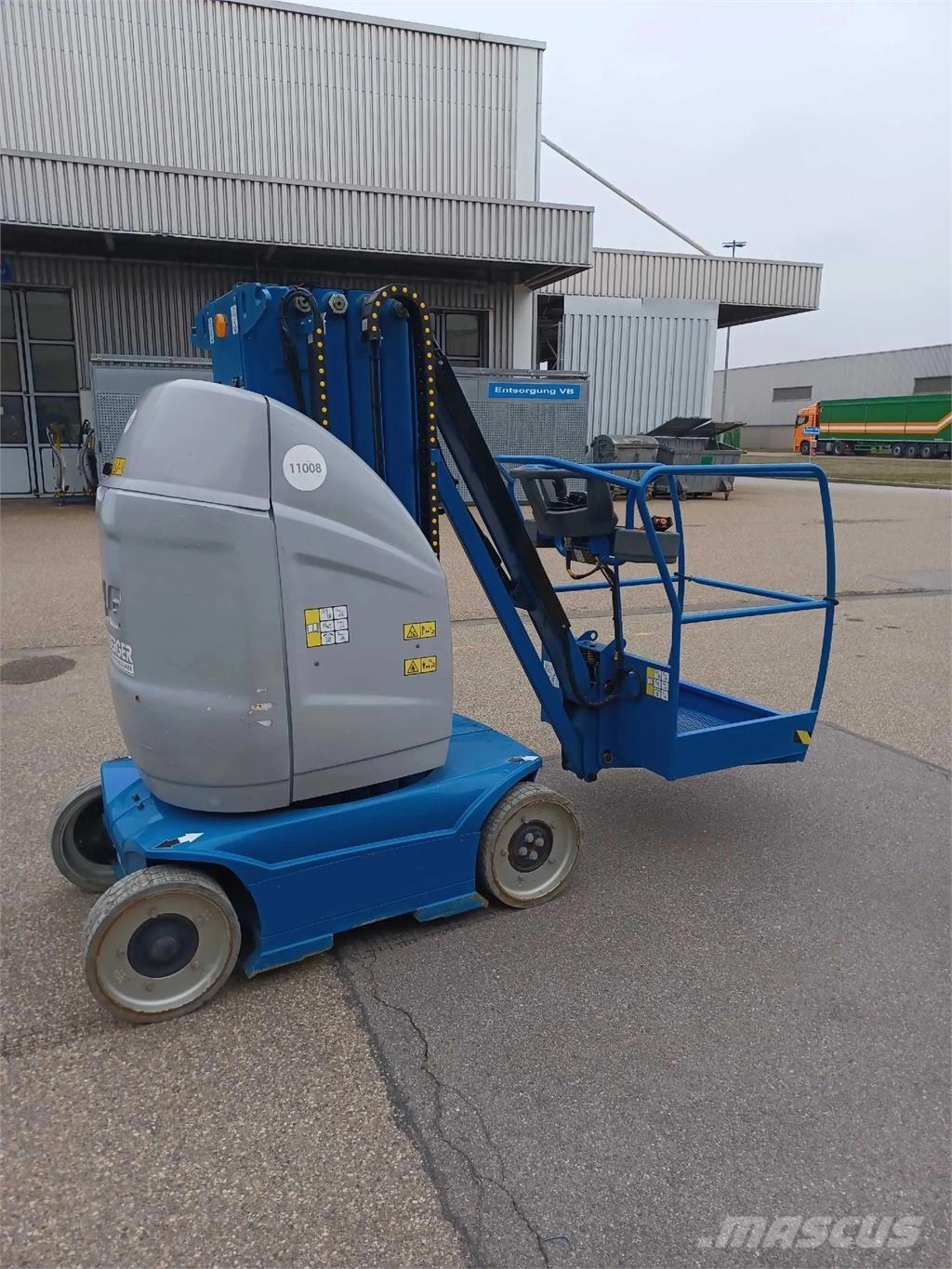 JLG Toucan 10E-L Nacelles articulées