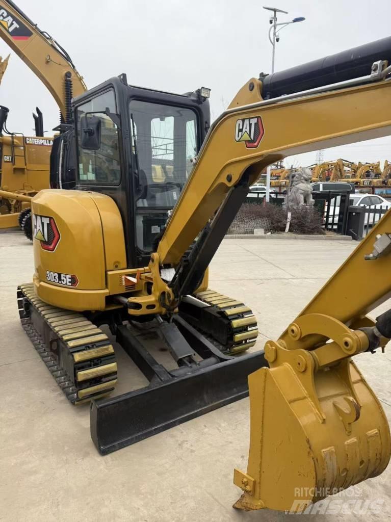 CAT 303.5 E Mini pelle < 7t