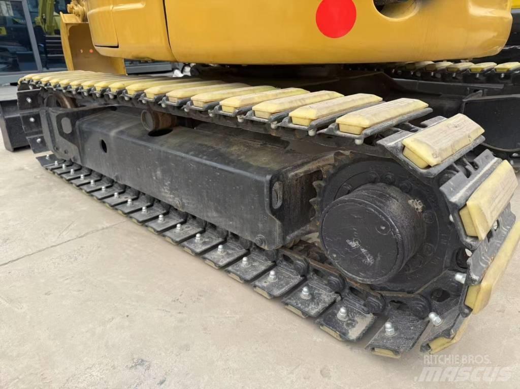 CAT 303.5 E Mini pelle < 7t