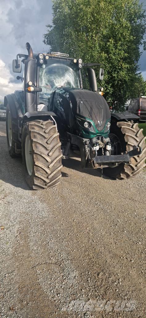 Valtra T194 versu Tracteur